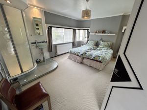 Photo 16- click for photo gallery